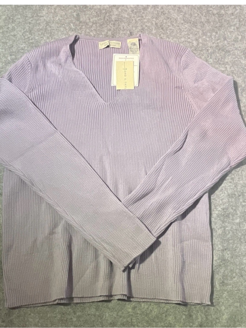 Lord & Taylor Ribbed V-Neck Long Sleeve Top in Light Lavender 031